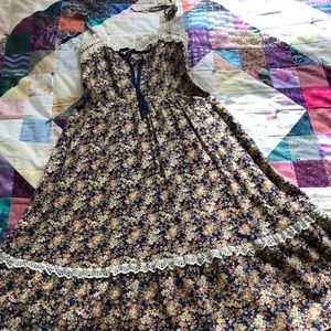 Floral midi spaghetti strap dress